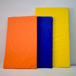 Colchonetas en varios colores Fabrica de colchones y almohadas